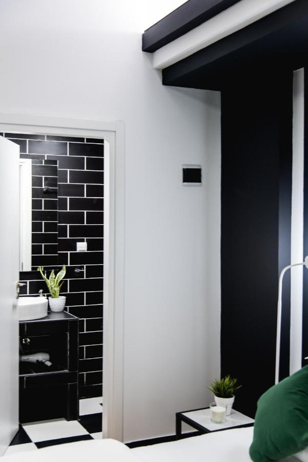 Home Plus Harmonia เอเธนส์ ภายนอก รูปภาพ